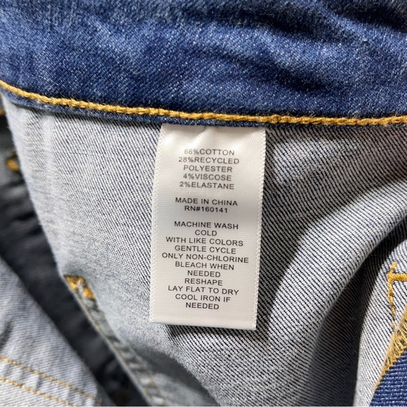 🔥NWT🔥 FRYE Crop Wide Leg Raw Hem Jeans - Picture 8 of 9